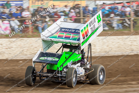 sprintcar 11 t11 Jason Redpath - 10 - Latrobe - 28th Dec 2013-3