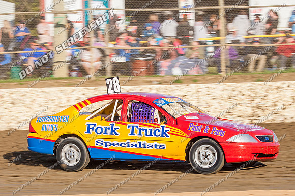 Street Stock 28 T28 - 10 - Latrobe - 28th Dec 2013