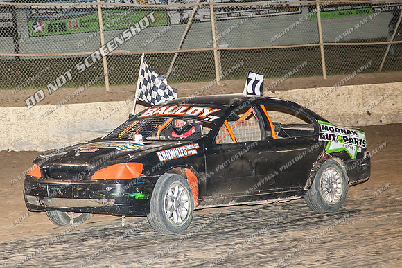 Street Stock 77 T77 - 10 - Latrobe - 28th Dec 2013-6