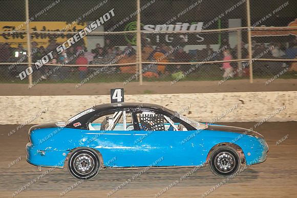 Street Stock 4 T4 - 10 - Latrobe - 28th Dec 2013-6
