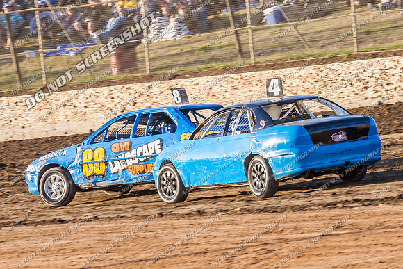 Street Stock 4 T4 - 10 - Latrobe - 28th Dec 2013-4