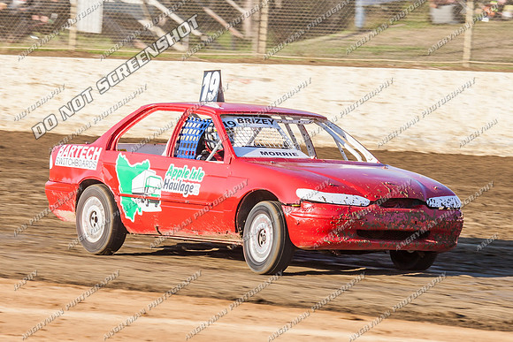 street stock 19  t19 - 10 - Latrobe - 28th Dec 2013-3