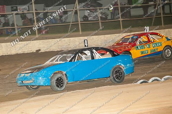 Street Stock 4 T4 - 10 - Latrobe - 28th Dec 2013-9