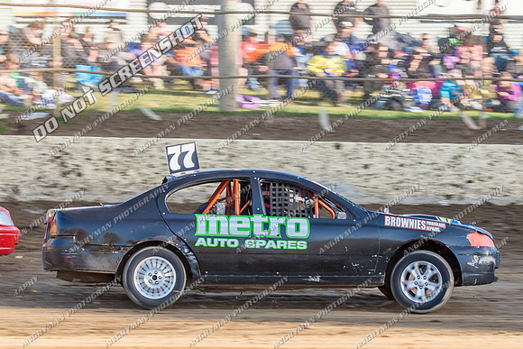 Street Stock 77 T77 - 10 - Latrobe - 28th Dec 2013