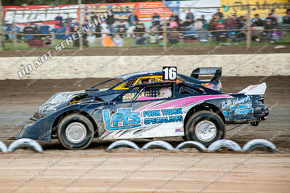 super sedan 16 t16 corey smith - 10 - Latrobe - 28th Dec 2013-6