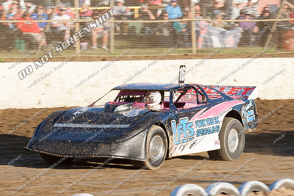super sedan 16 t16 corey smith - 10 - Latrobe - 28th Dec 2013-4