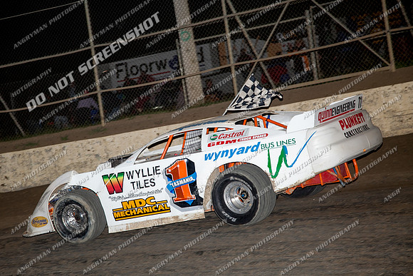 super sedan 22 t22 callum harper - 10 - Latrobe - 28th Dec 2013-17