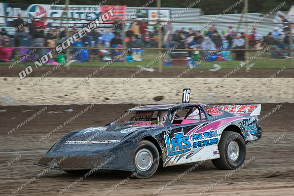 super sedan 16 t16 corey smith - 10 - Latrobe - 28th Dec 2013-8