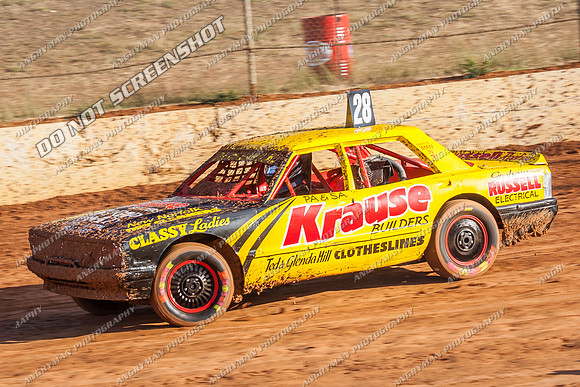 modified 28 t28 nathan russell - 11 - Carrick - 3rd Jan 2014-4