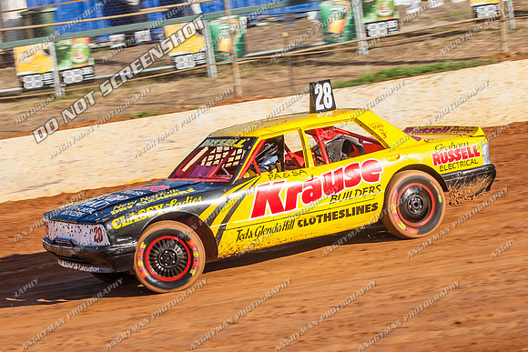 modified 28 t28 nathan russell - 11 - Carrick - 3rd Jan 2014