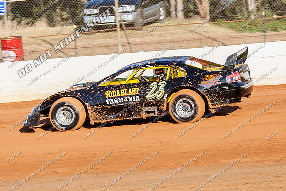 super sedan 23 t23 ethan cole - 11 - Carrick - 3rd Jan 2014