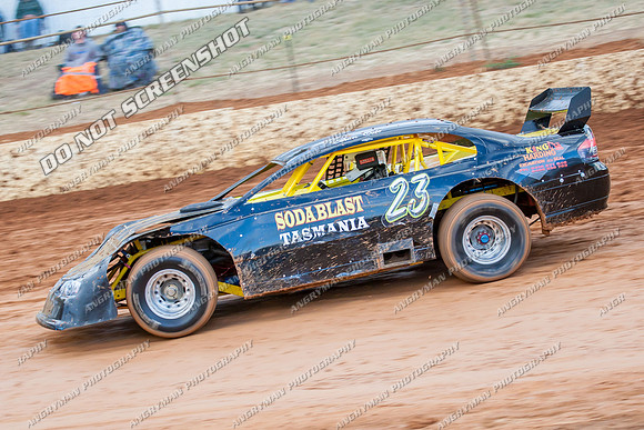 super sedan 23 t23 ethan cole - 11 - Carrick - 3rd Jan 2014-4