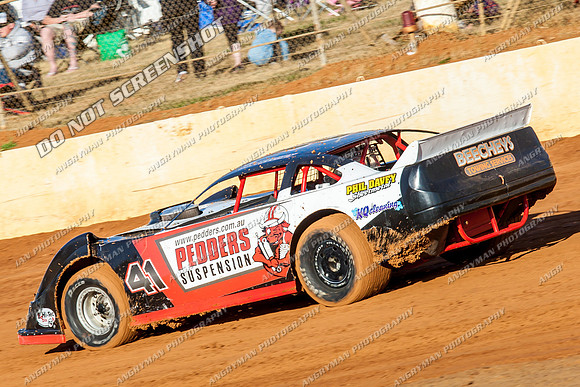 super sedan 41 t41 adam beechey - 11 - Carrick - 3rd Jan 2014