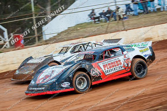 super sedan 41 t41 adam beechey - 11 - Carrick - 3rd Jan 2014-6