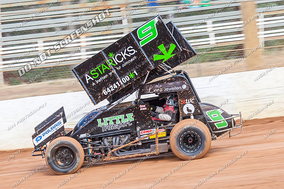 sprintcar 9 t9 chris johns - 12 - Carrick - 4th Jan 2014