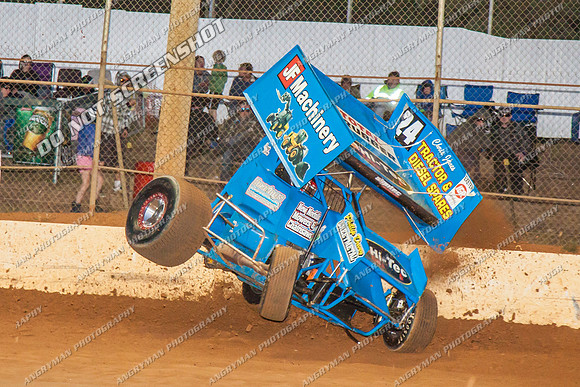 sprintcar 24 t24 shaun robins - 12 - Carrick - 4th Jan 2014-5
