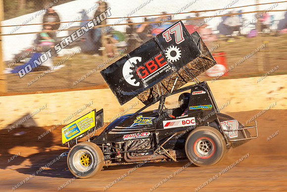 sprintcar 7 t7 tim hutchins - 12 - Carrick - 4th Jan 2014-6