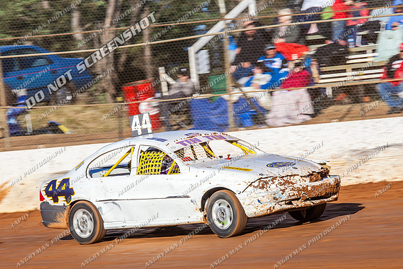 Street Stock 44 T44 - 12 - Carrick - 4th Jan 2014-4