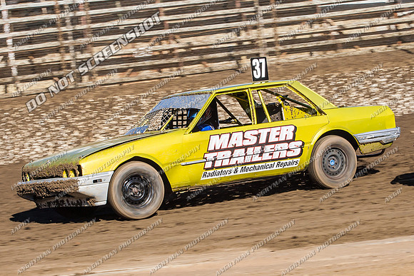 Modified 37 T37 - 13 - Hobart - 11th Jan 2014