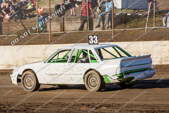 modified 33 t33 - 13 - Hobart - 11th Jan 2014