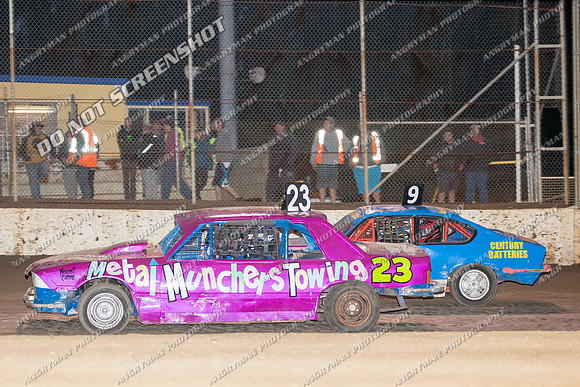 Bomber 23 - 8 - Hobart - 14th Dec 2013-2