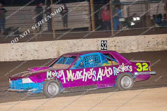 Bomber 32 - 8 - Hobart - 14th Dec 2013-5
