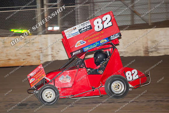 formula 500 82 t82 Ricki Weatherill - 8 - Hobart - 14th Dec 2013-4