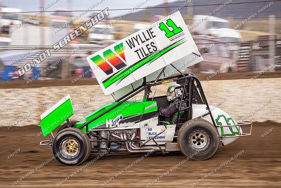 sprintcar 11 t11 Jason Redpath - 8 - Hobart - 14th Dec 2013-3