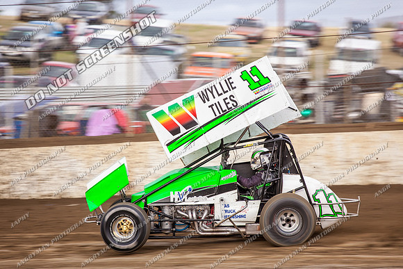 sprintcar 11 t11 Jason Redpath - 8 - Hobart - 14th Dec 2013-5