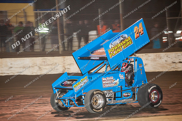sprintcar 24 t24 shaun robins - 8 - Hobart - 14th Dec 2013-13