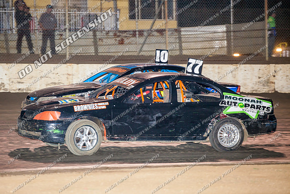 Street Stock 77 T77 - 8 - Hobart - 14th Dec 2013-6