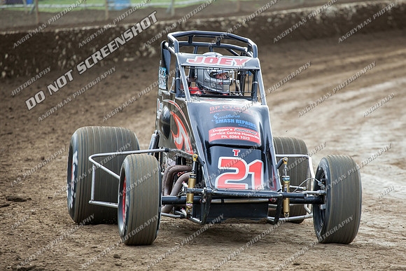 wingless 21 t21 joe turnbull - 8 - Hobart - 14th Dec 2013-3