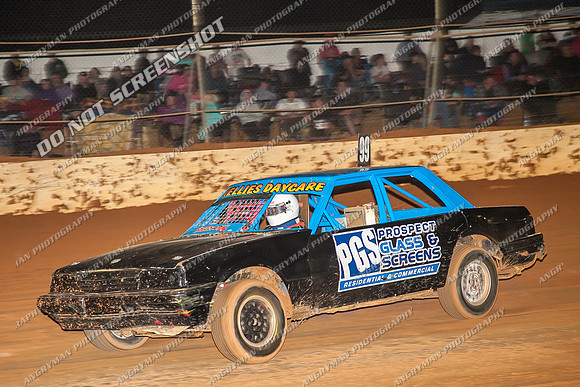 modified 99 t99 craig williams - 9 - Carrick - 26th Dec 2013-8