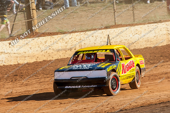 modified 28 t28 nathan russell - 9 - Carrick - 26th Dec 2013-3