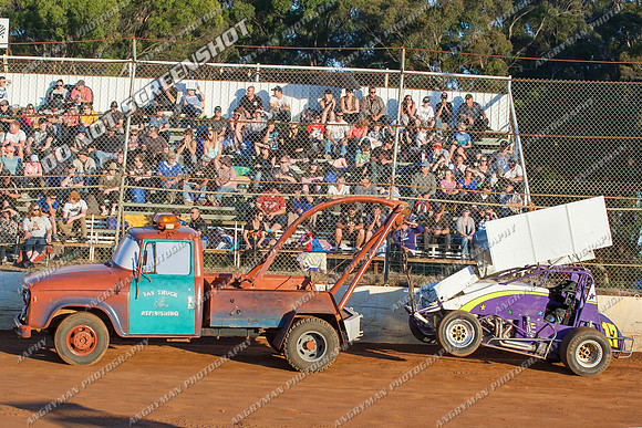 sprintcar 17 t17 jason dawkins - 9 - Carrick - 26th Dec 2013-6