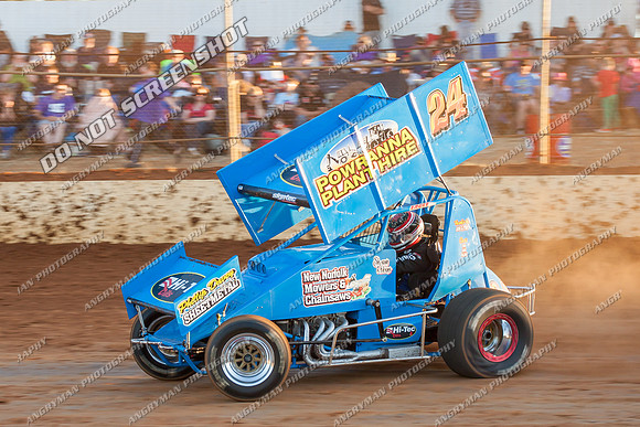 sprintcar 24 t24 shaun robins - 9 - Carrick - 26th Dec 2013-3