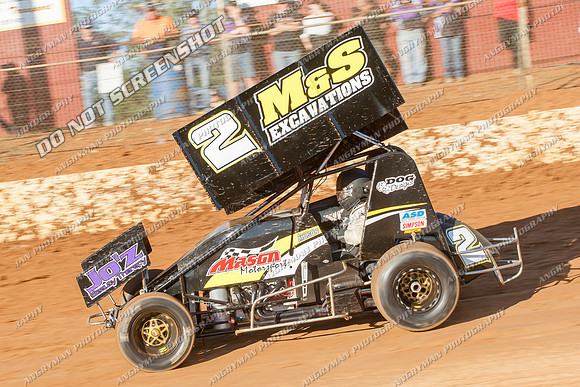 sprintcar 2 t2 clint mason - 9 - Carrick - 26th Dec 2013-3