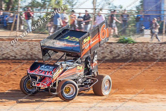 sprintcar 6 t6 adrian redpath - 9 - Carrick - 26th Dec 2013
