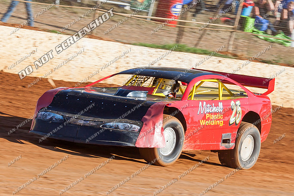 super sedan 25 t25 kevin purton - 9 - Carrick - 26th Dec 2013