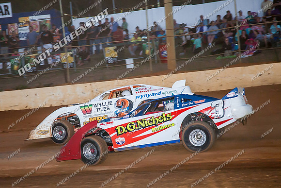 super sedan 2 t02 jarrod harper - 9 - Carrick - 26th Dec 2013-8