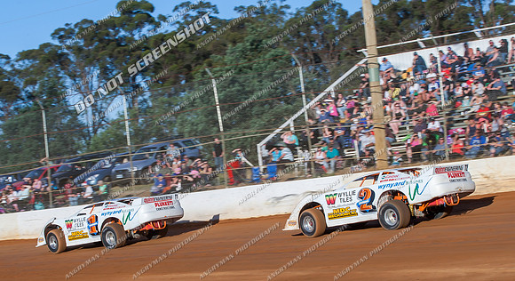 super sedan 22 t22 callum harper - 9 - Carrick - 26th Dec 2013-4