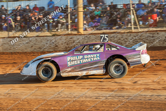 super sedan 75 t75 jordy howe - 9 - Carrick - 26th Dec 2013-4