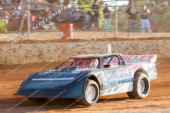 super sedan 16 t16 corey smith - 9 - Carrick - 26th Dec 2013-3