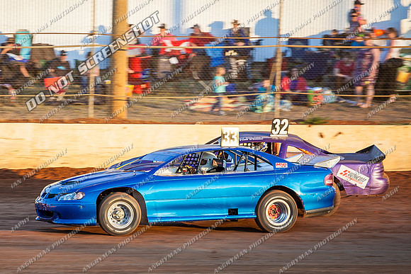 tassie six 33 - 9 - Carrick - 26th Dec 2013-2