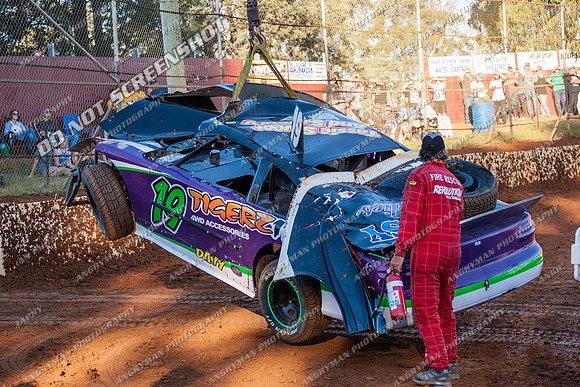 tassie six 19 - 9 - Carrick - 26th Dec 2013-4