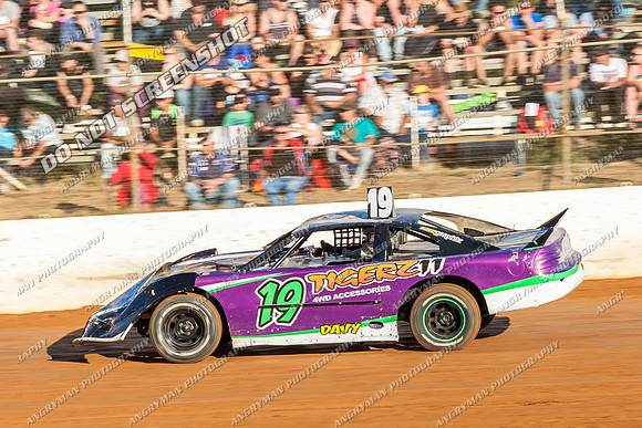 tassie six 19 - 9 - Carrick - 26th Dec 2013-2