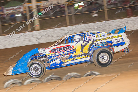 super sedan 17 n17 lachlan onley - 14 - Latrobe - 17th Jan 2014-11