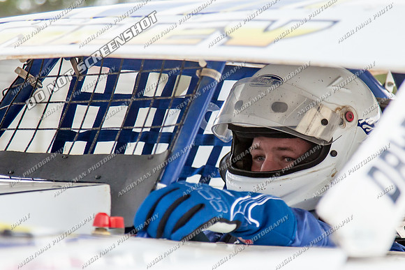 super sedan 17 n17 lachlan onley - 14 - Latrobe - 17th Jan 2014-3
