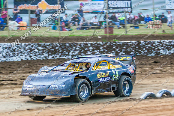 super sedan 23 t23 ethan cole - 14 - Latrobe - 17th Jan 2014-5