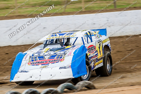 super sedan 17 n17 lachlan onley - 14 - Latrobe - 17th Jan 2014-4